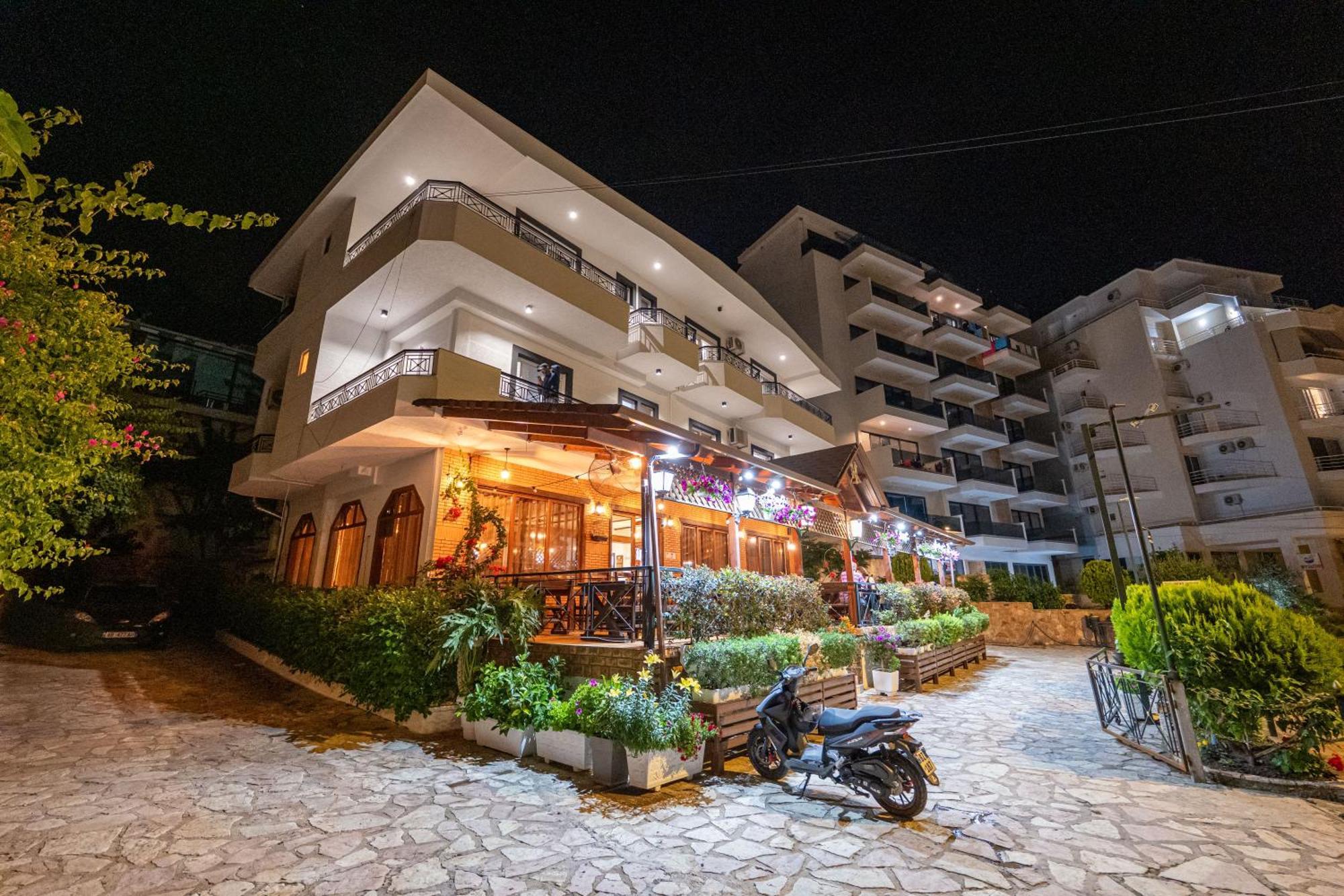 Sunkised Hotel Sarandë Exterior foto